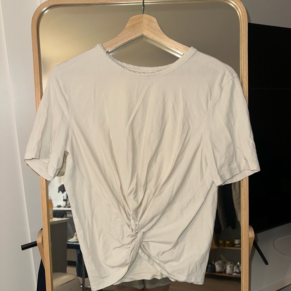 Lululemon Crescent Shirt